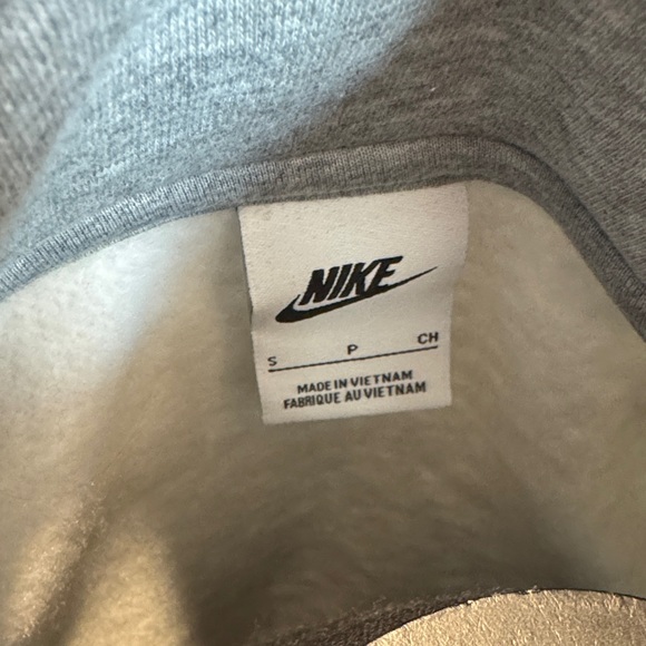 Nike Women's Heather Gray Quarter-Zip Sweatshirt - Picture 2 of 2